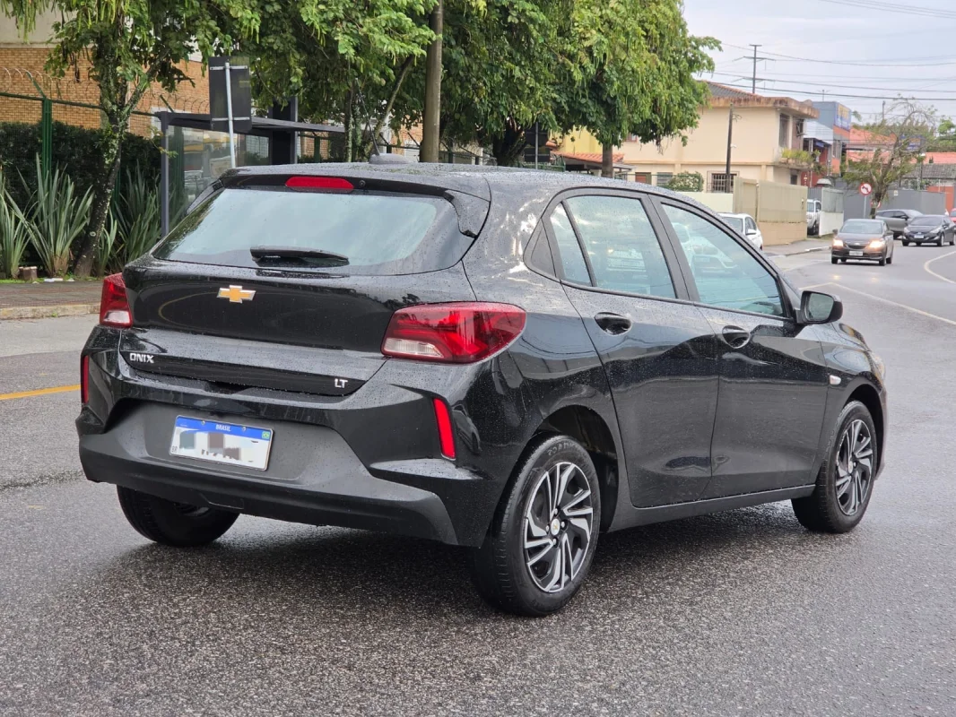 Onix Hatch LT2 1.0 Completo 2024 - Imagem 3