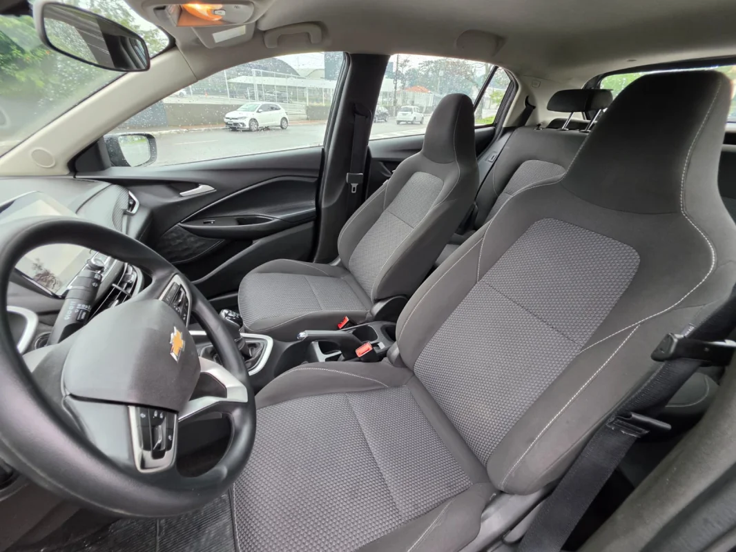 Onix Hatch LT2 1.0 Completo 2024 - Imagem 10
