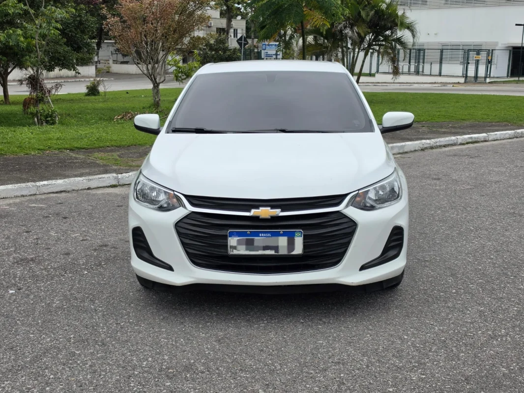 Onix Hatch LT2 1.0 Completo 2023 - Imagem 2