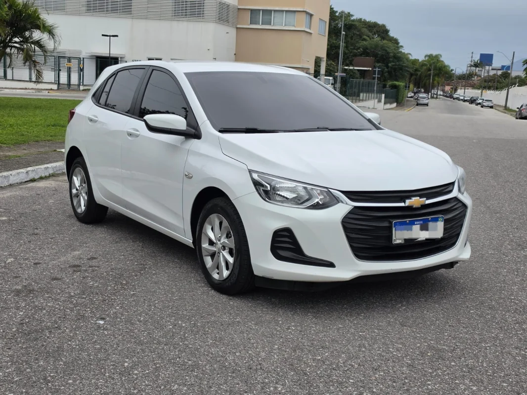 Onix Hatch LT2 1.0 Completo 2023
