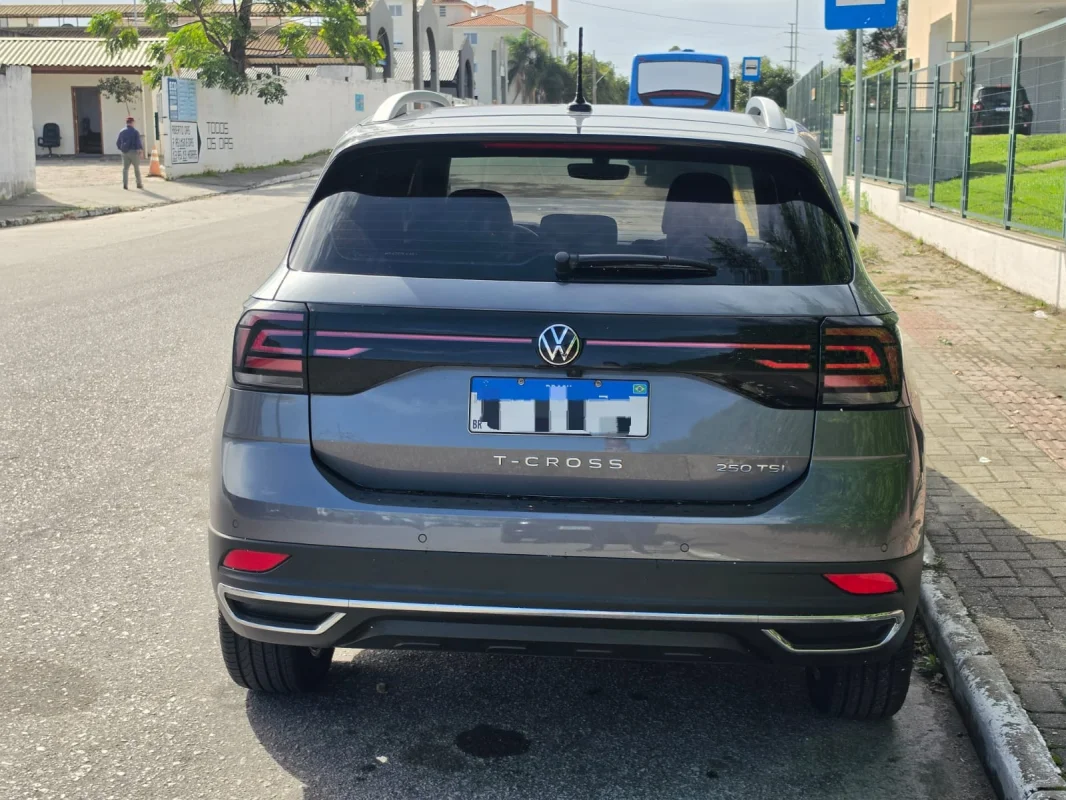 T-cross Highline 1.4 TSi Aut. Completa 2024 - Imagem 6