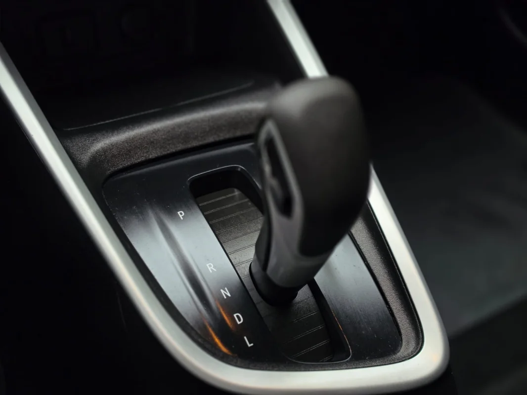 ONIX SEDAN Plus LT 1.0 12V TB Flex Aut. 2023 - Imagem 13