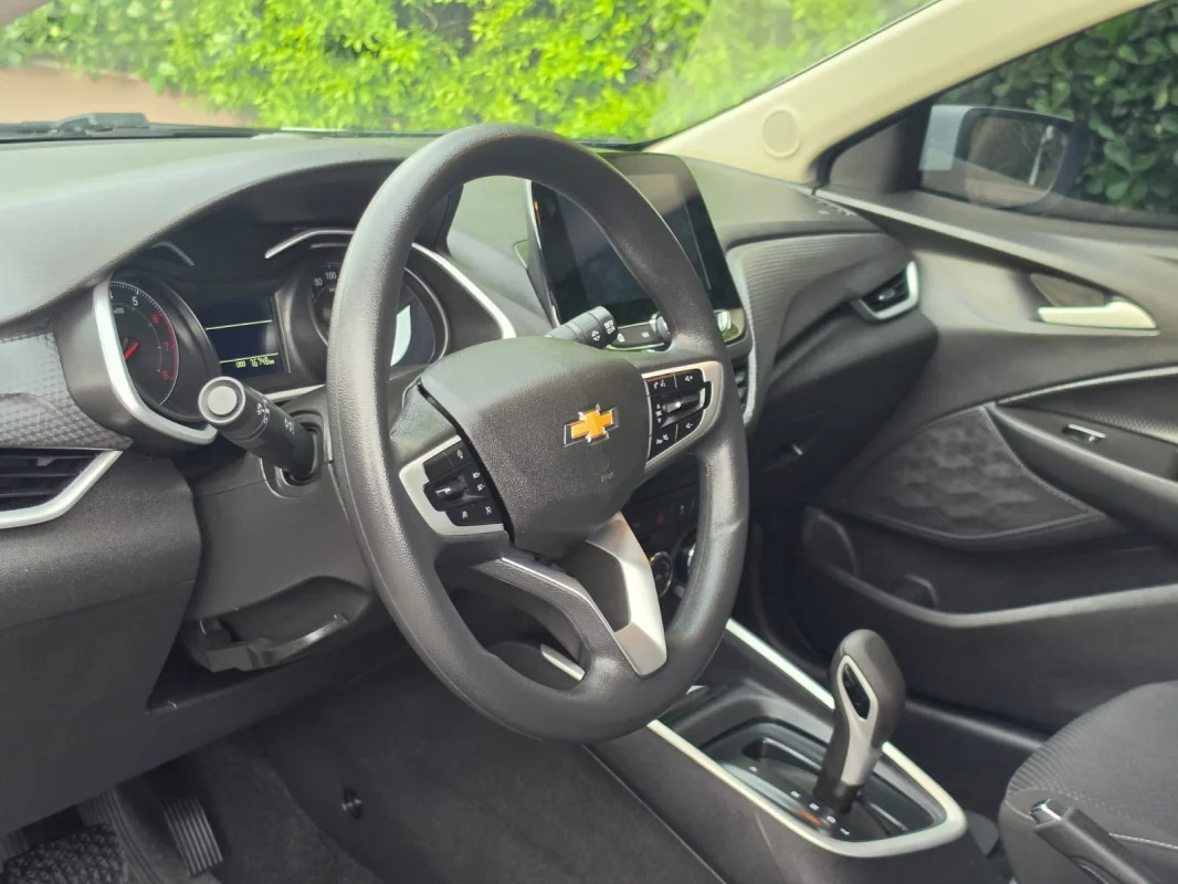 ONIX SEDAN Plus LT 1.0 12V TB Flex Aut. 2023 - Imagem 9