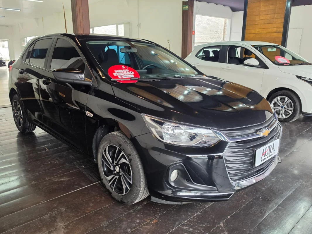 Onix Hatch LT 1.0 2024