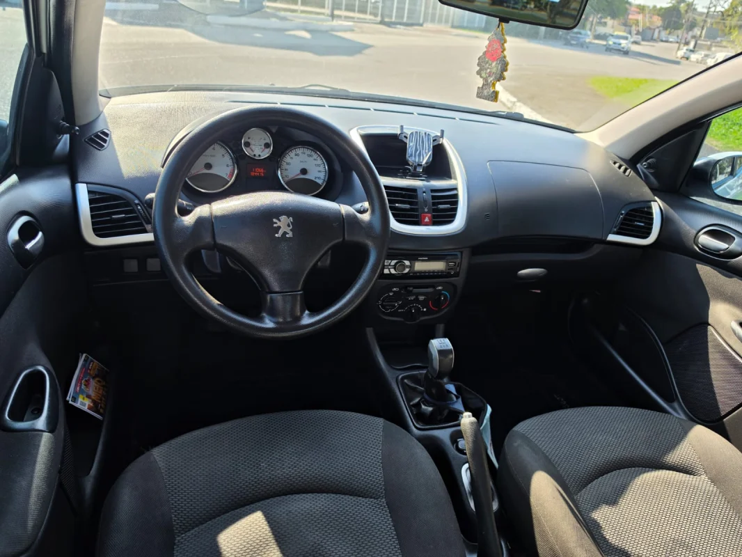 207 XR 1.4 2013 - Imagem 7