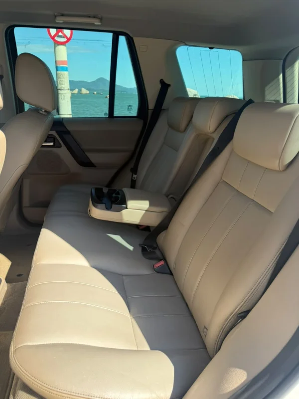 Land Rover FREELANDER 2 SD4 SE 2015 - Imagem 9