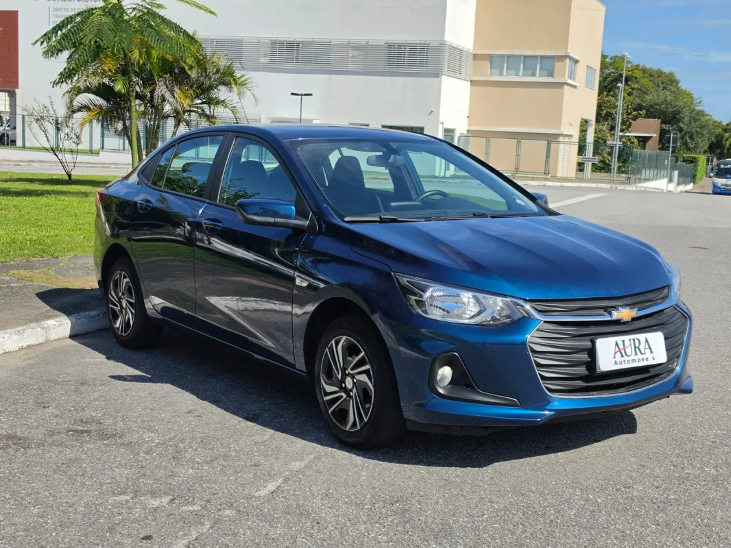 ONIX SEDAN Plus LT 1.0 2025